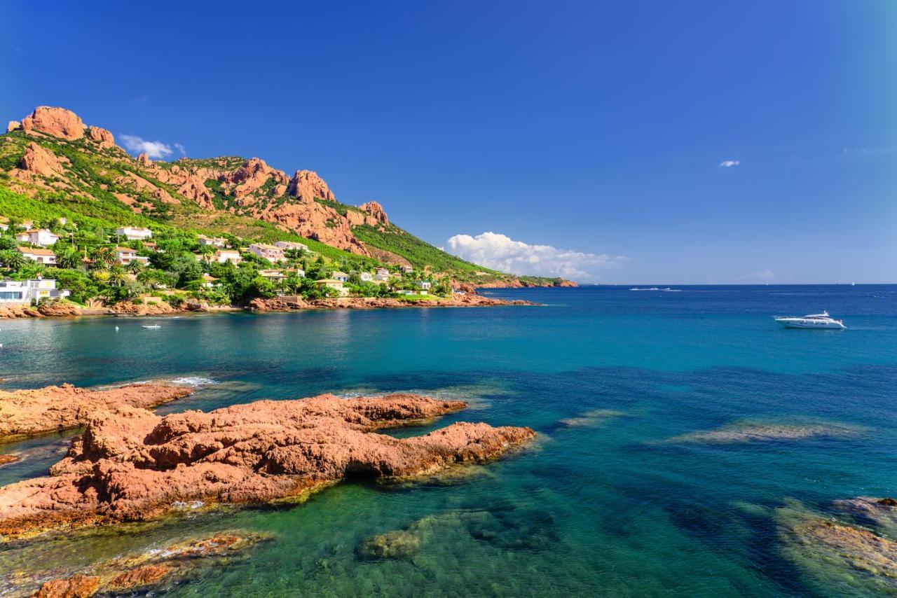 Port Avec Loggia Et Acces Plages A Pieds Appartamento Fréjus