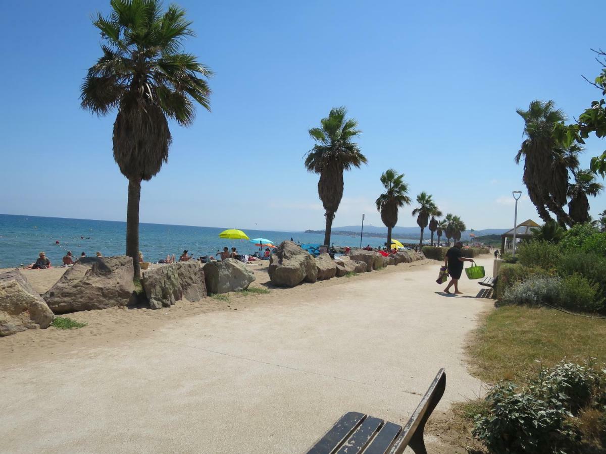 Port Avec Loggia Et Acces Plages A Pieds Appartamento Fréjus